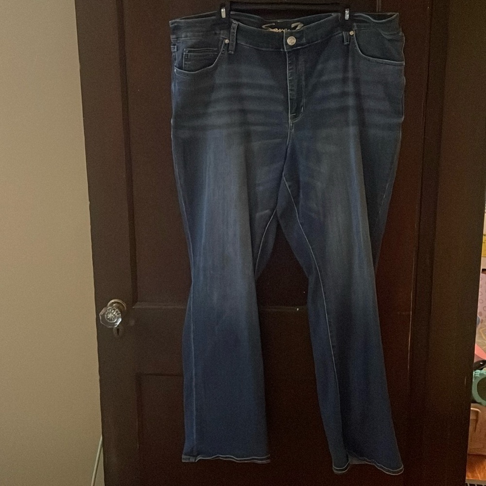 EUC Seven7 jeans size 24W.